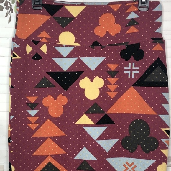 LuLaRoe Disney Cassie Womens Mauve Mickey Mouse Stretch Pencil Skirt Sz. Medium - Picture 1 of 8